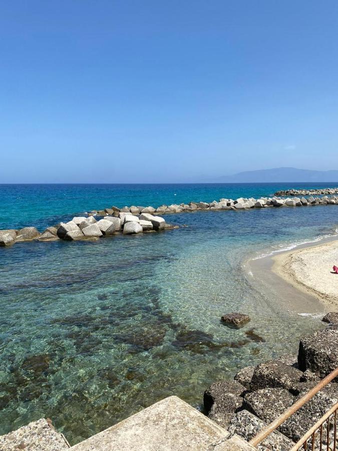 Hotel Dimora Le Pietre Del Mare à Pizzo  Extérieur photo