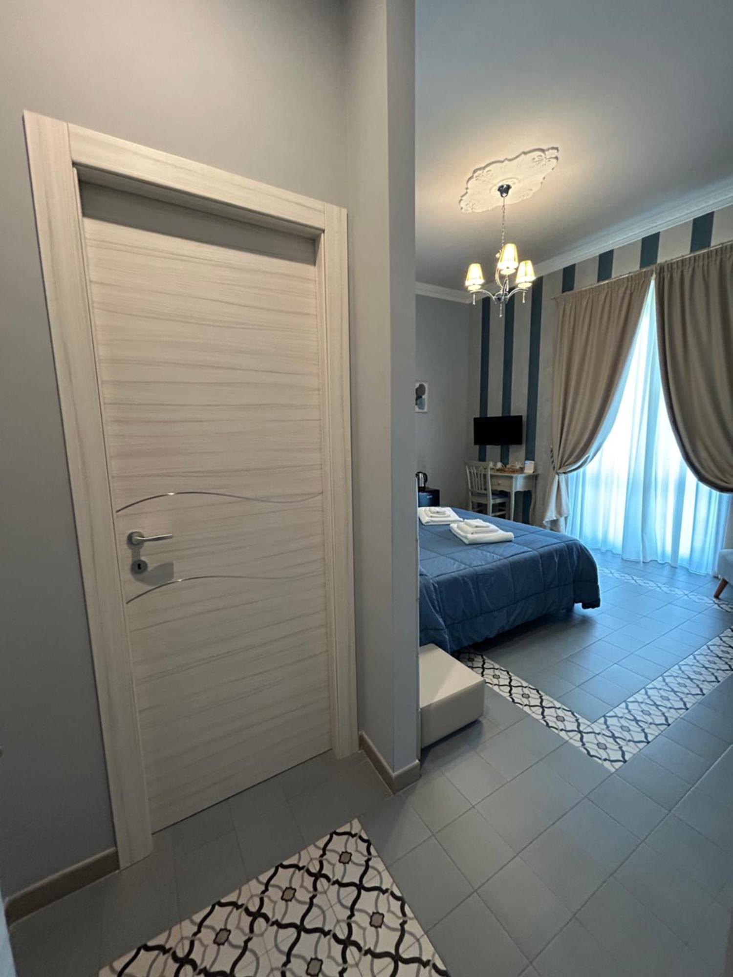 Hotel Dimora Le Pietre Del Mare à Pizzo  Extérieur photo